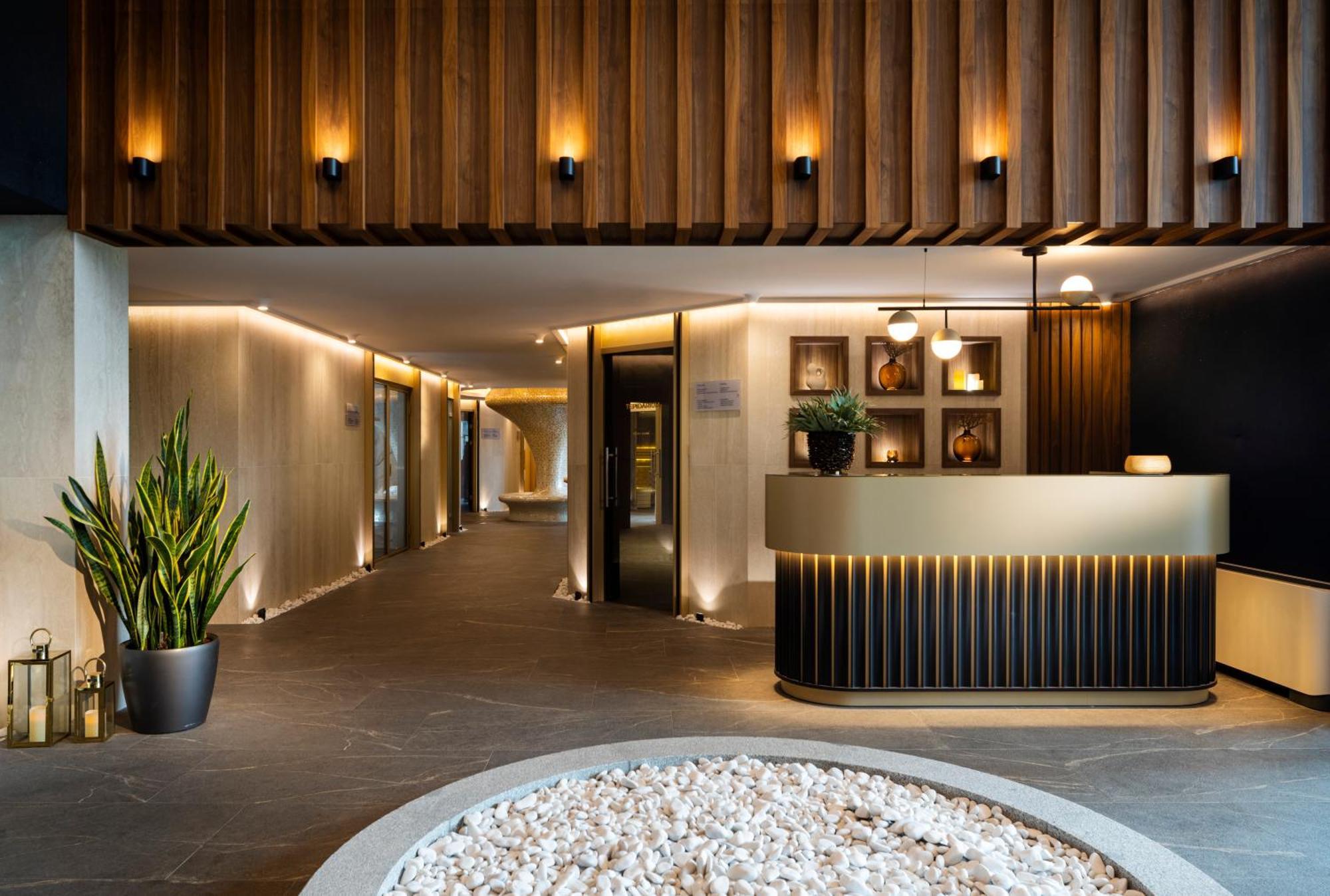 Kings' Valley Medical & Spa Hotel Kazanlŭk Exteriér fotografie The Spa at The Landmark